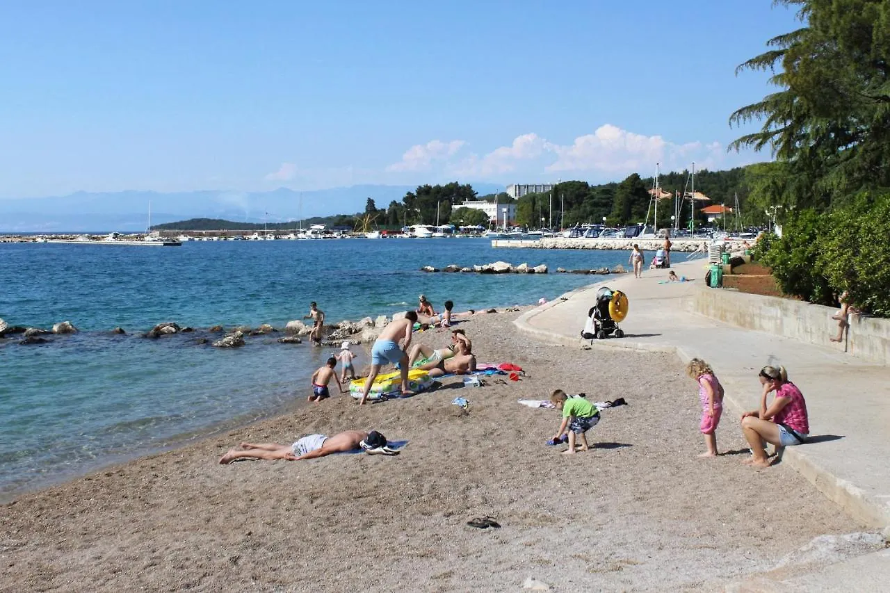 Apartments With A Parking Space Nska, Krk - 21669 Malinska